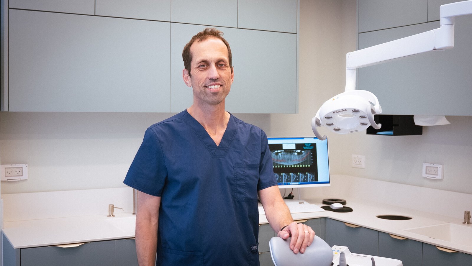 ד"ר אריאל הירשהורן